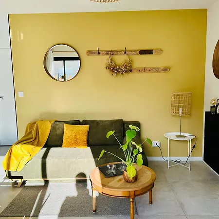 T2 Privé: Luminous New Apartment with Terrace, Garden, and Parking Saint-Victor-la-Coste Exterior photo