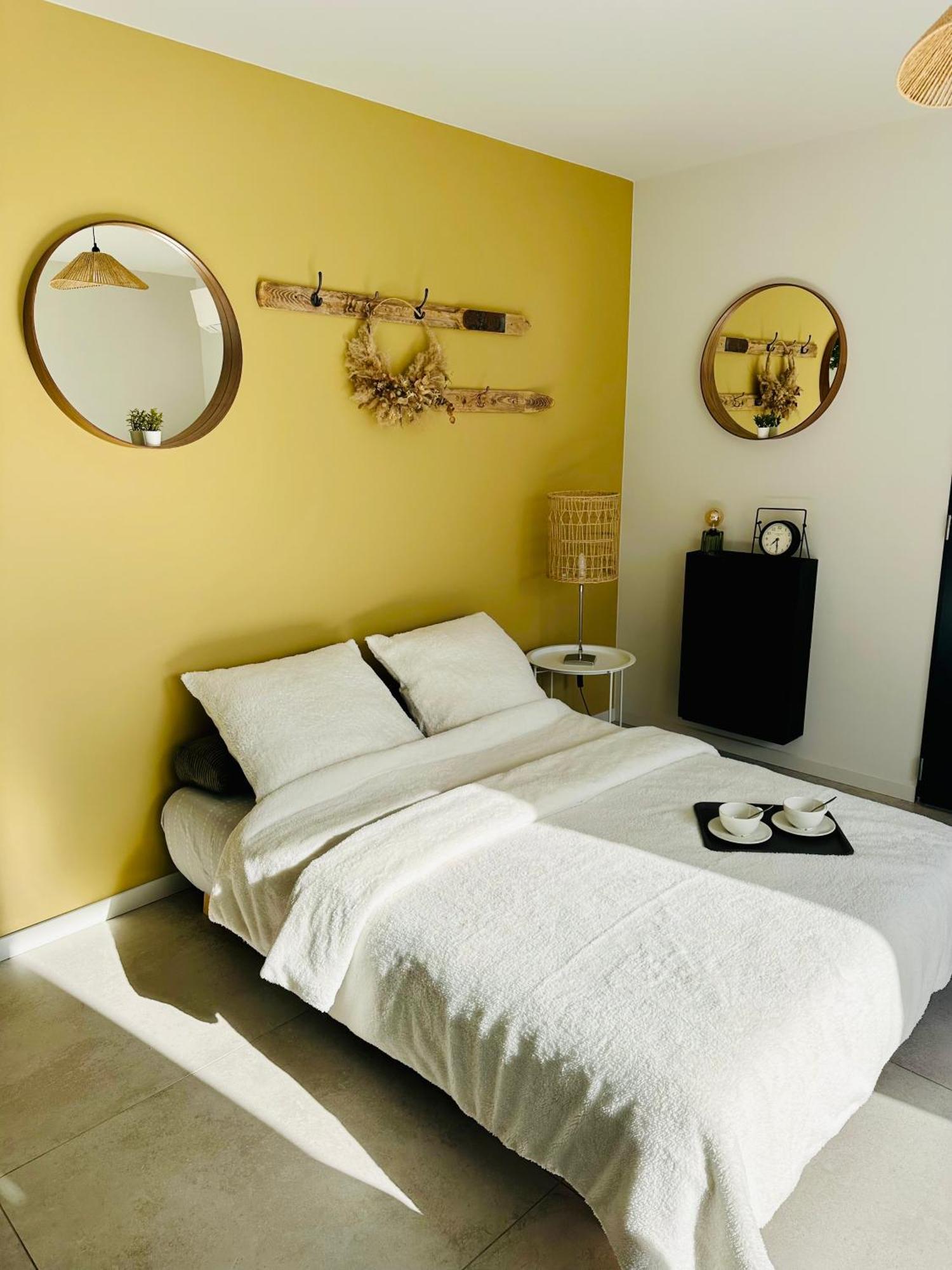 Maison Ensoleillee Sur-equipee Avec Terrasse Et Parking Appartement