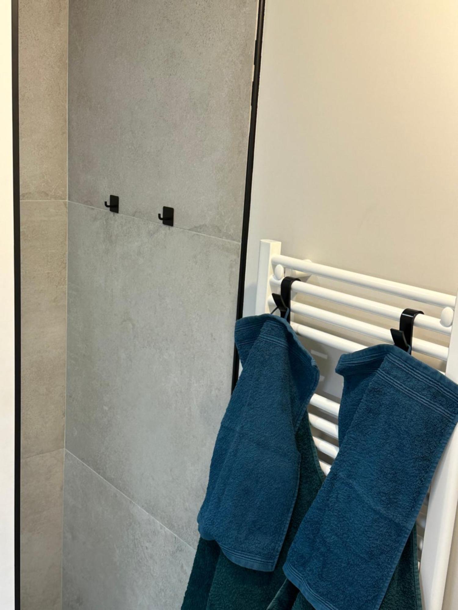 T2 Privé: Luminous New With Terrace, Garden, And Parking Saint-Victor-la-Coste